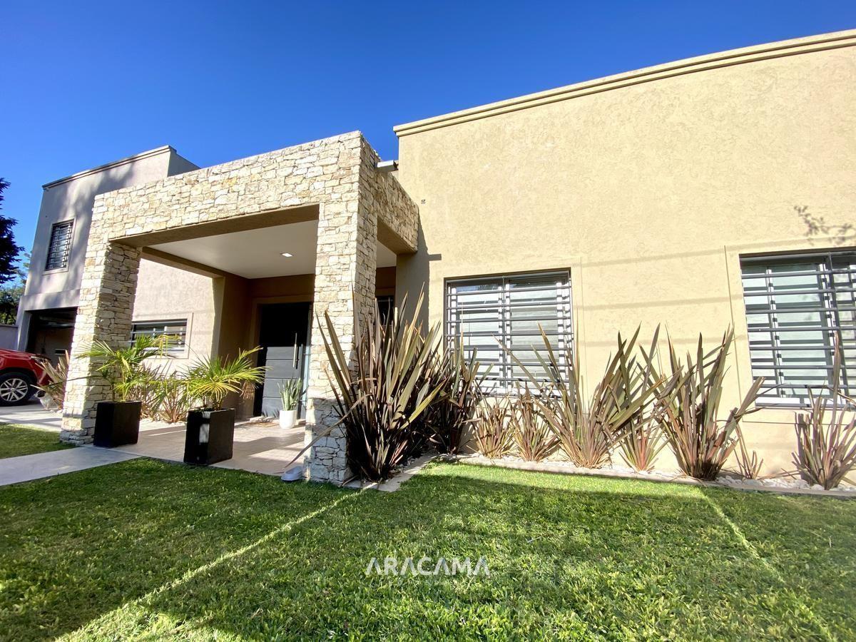 Foto de Casa en Venta en Canning, imagen 1