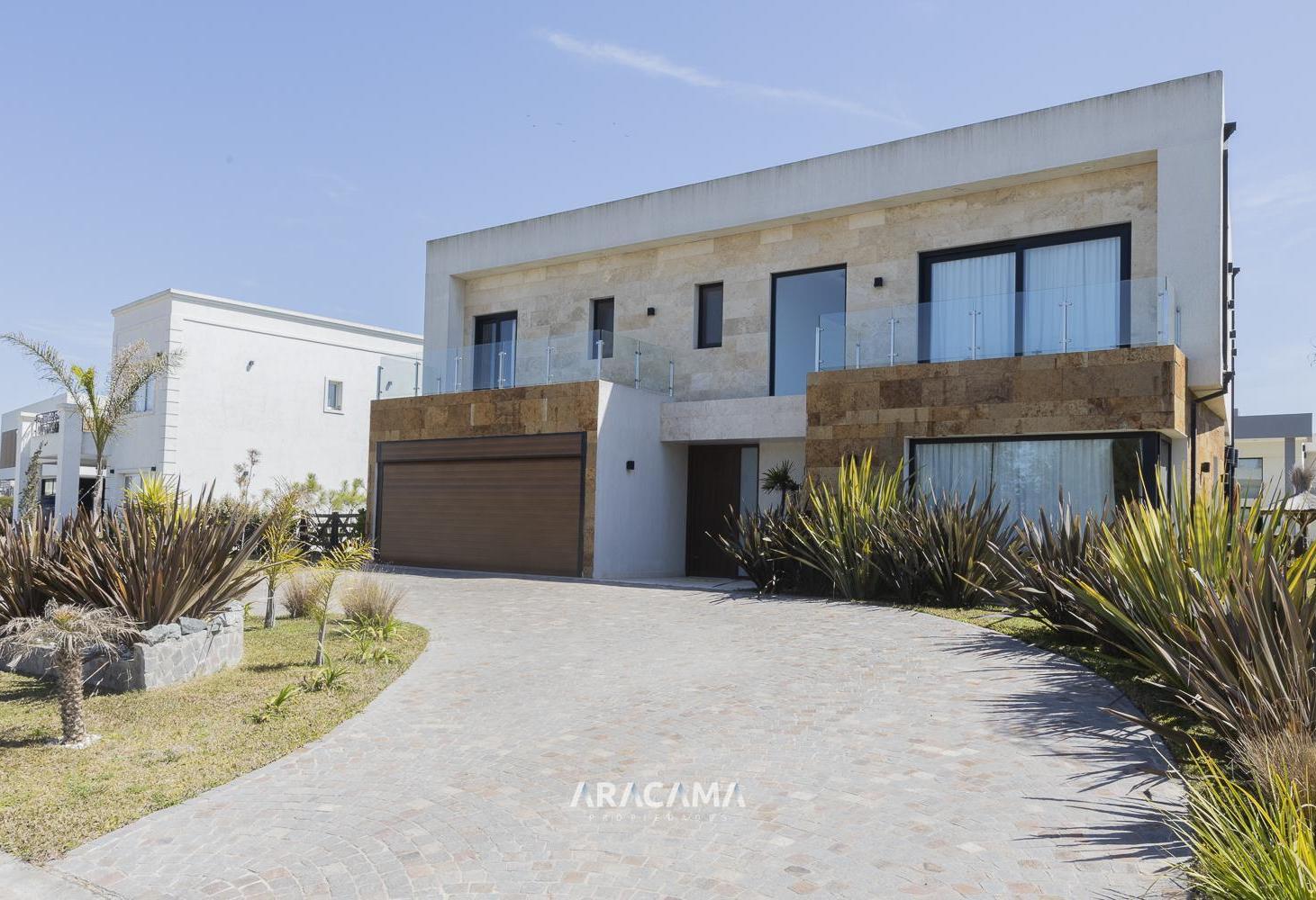 Foto de Casa en 6 ambientes en Venta en La Providencia - Canning, imagen 1