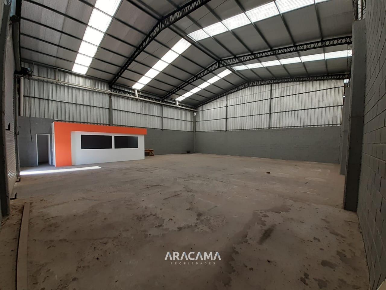 Foto de Nave Industrial en Alquiler en Canning, imagen 1