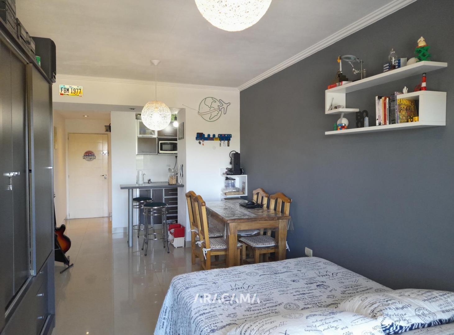 Foto de Departamento Monoambiente con Cochera en Venta en Monte Grande, imagen 1