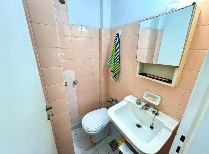 Foto de Av. Avellaneda al 2000 - Venta semi-piso 4 amb c/dep - Flores, imagen 3