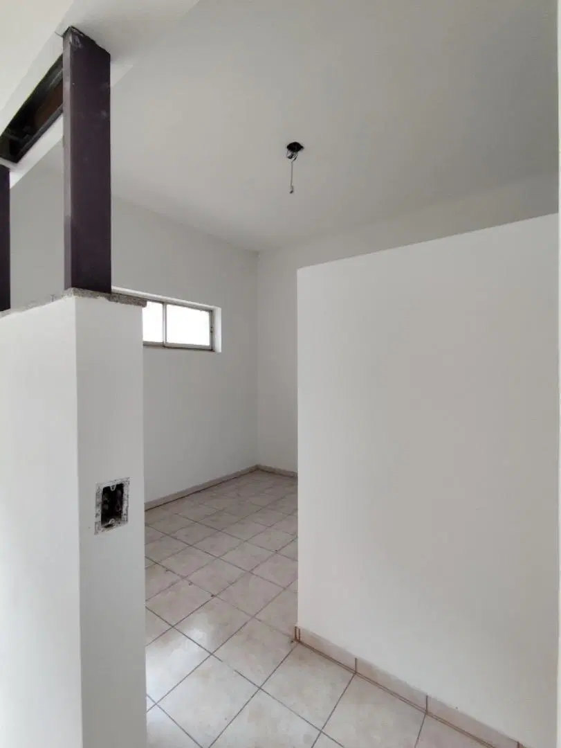Local comercial en alquiler Alberdi 5