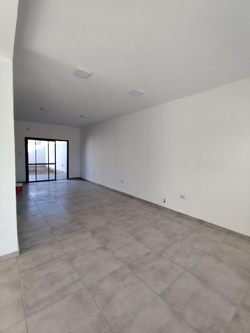 Foto de M&L Alquila Duplex 2 dorm en Valle Cercano - disponible Agos, imagen 3