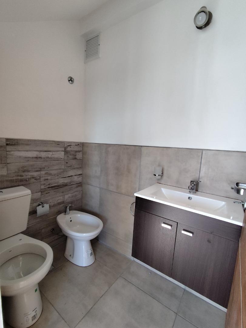 Foto de M&L Alquila Duplex 2 dorm en Valle Cercano - disponible Agos, imagen 5