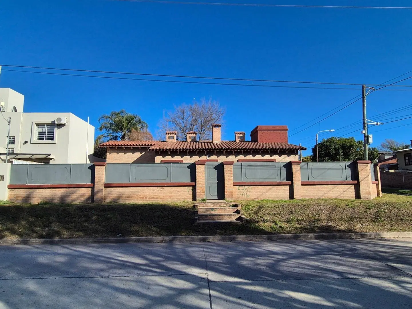 Casa en venta 3 dor 3 baños Villa Rivera Indarte 4