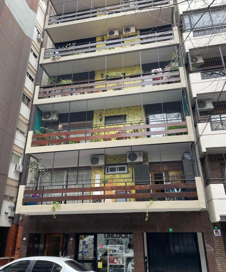 Foto de Dpto a refaccionar con cochera cubierta, imagen 3