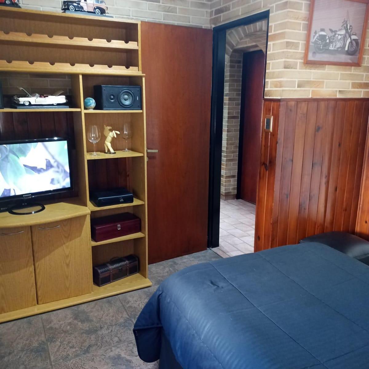 Foto de DEPARTAMENTO EN PLANTA ALTA AL FRENTE (FRENTE A LAS LOMITAS STREET), imagen 2