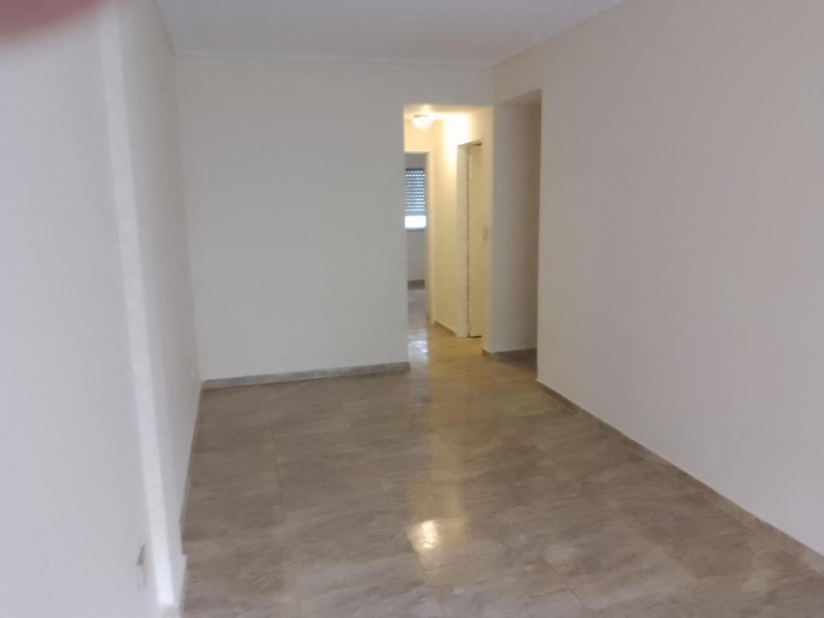 Foto de DEPARTAMENTO 2 AMBIENTES EN ZONA RESIDENCIAL A 1 CUADRA DE ESTACION, imagen 5