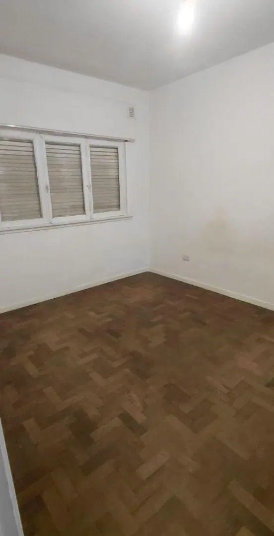 DEPARTAMENTO TIPO CASA 2 AMBIENTES EN INMEJORABLE ESTADO 3