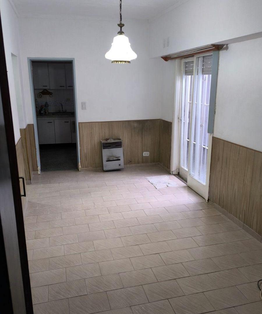 Foto de DEPARTAMENTO TIPO CASA AL FRENTE EN MUY BUEN ESTADO, imagen 4