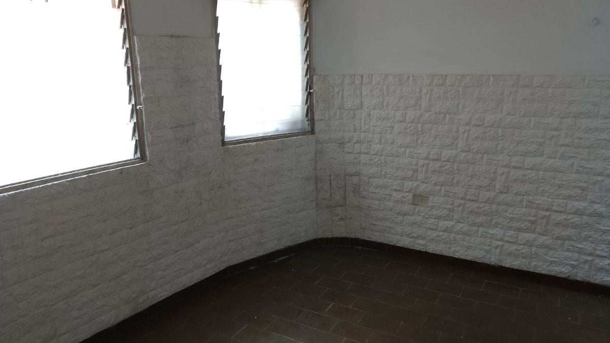 Foto de DEPARTAMENTO TIPO CASA EN MUY BUENA UBICACION, imagen 4