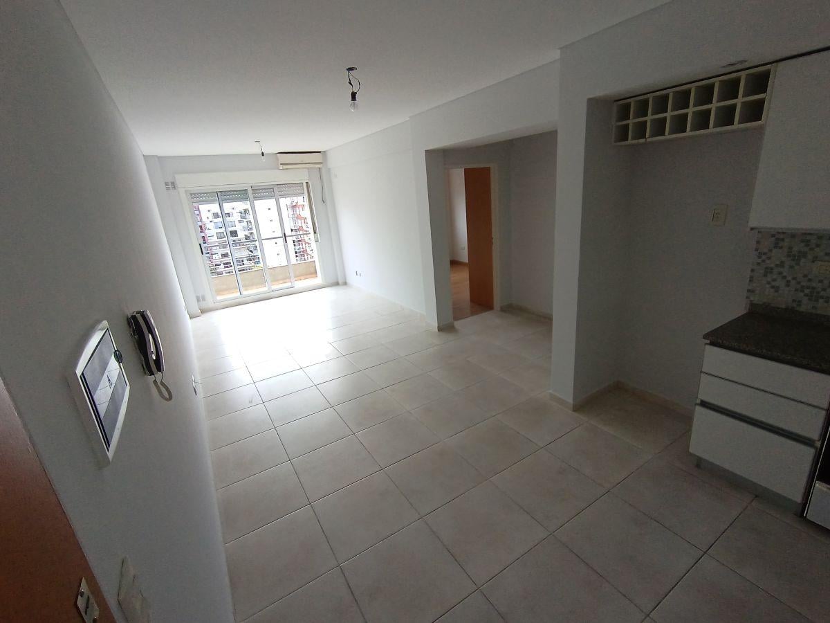 Foto de 3 ambientes muy luminoso con coch fija cubierta – Piso alto al frente, imagen 5