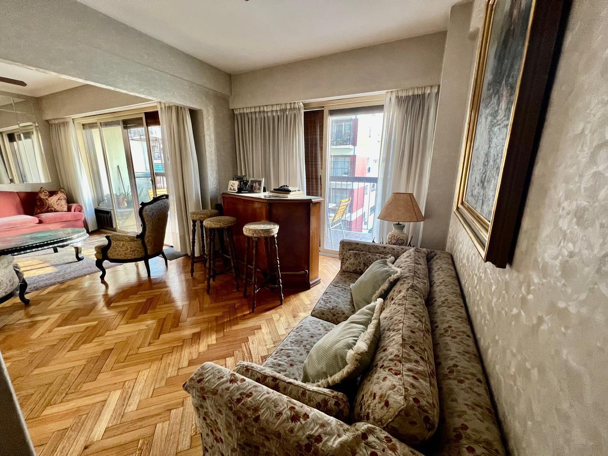 Venta Departamento 4 Ambientes con Cochera Fija. 2
