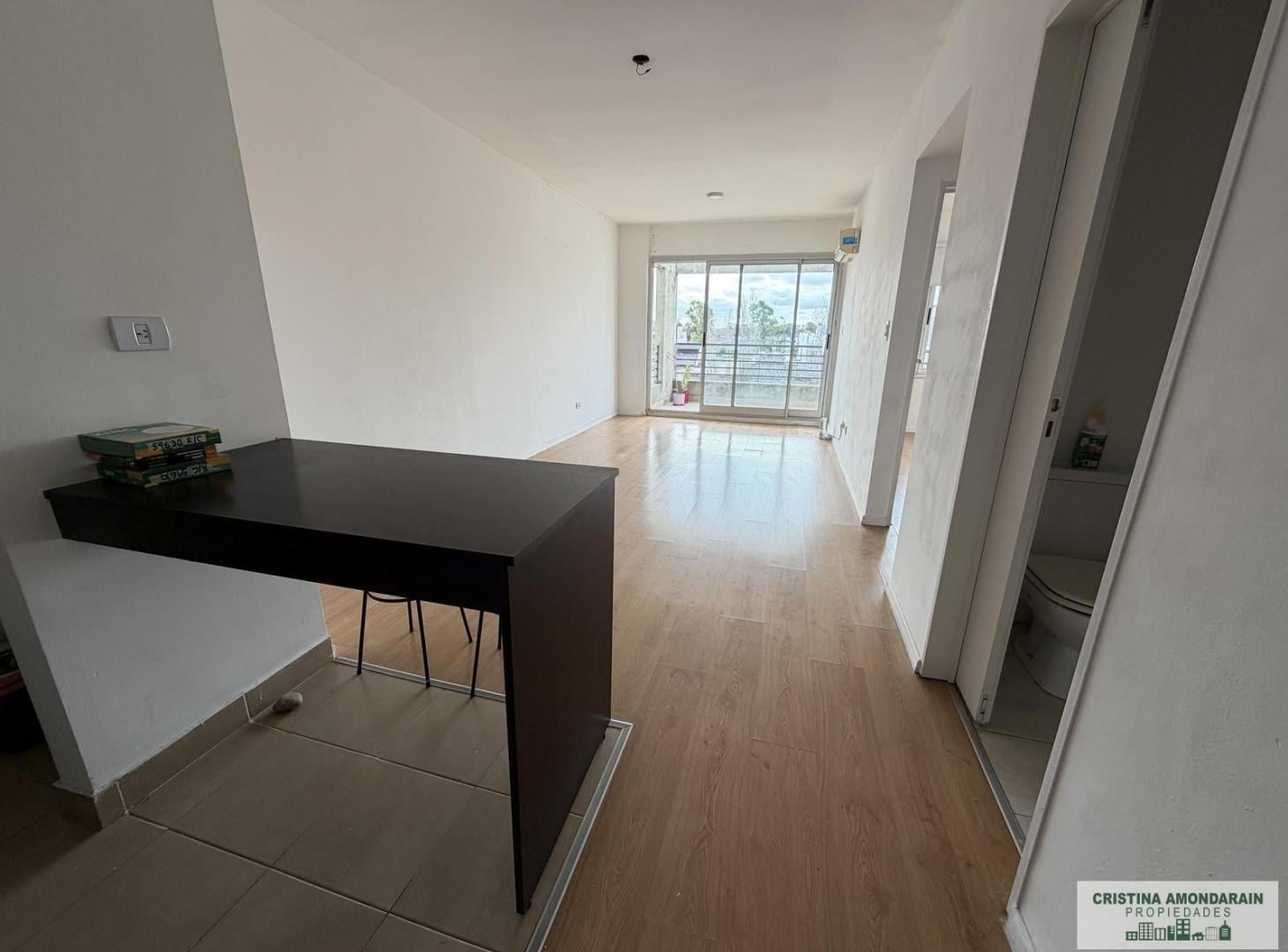 Foto de Alquiler departamento dos ambientes con cochera fija en Viila Urquiza, imagen 1
