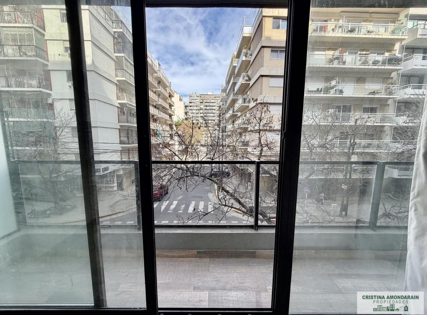 Foto de Alquiler Departamento de 3 ambientes con cochera fija y full amenities., imagen 1