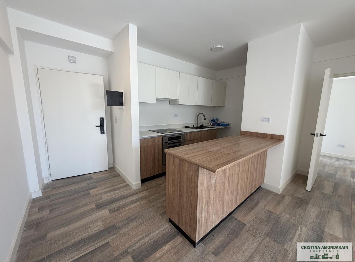 Foto de alquiler Departamento 3 ambientes con cochera fija y full amenities, imagen 2