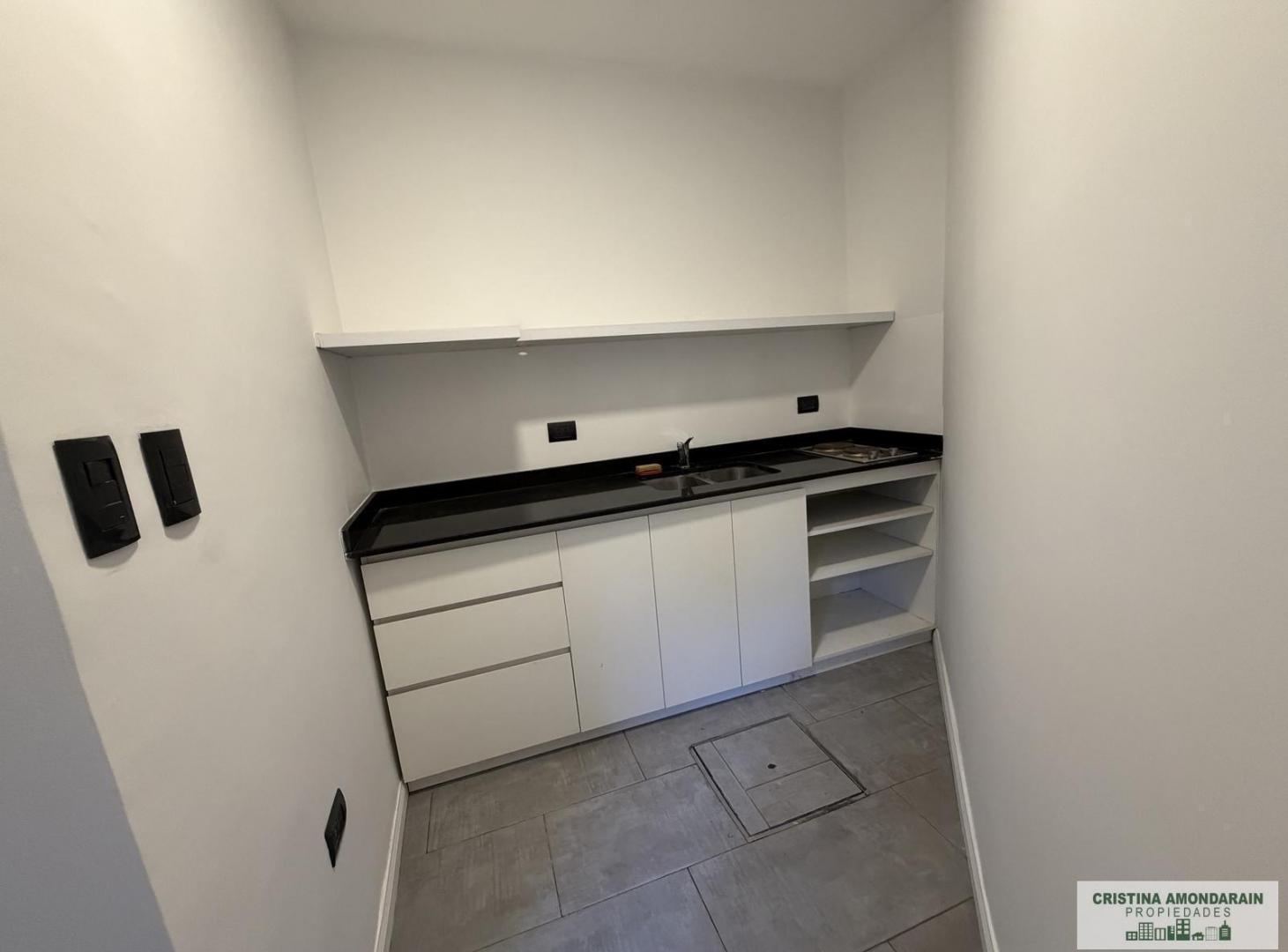 Foto de Alquiler Casa comercial impecable estado, imagen 5