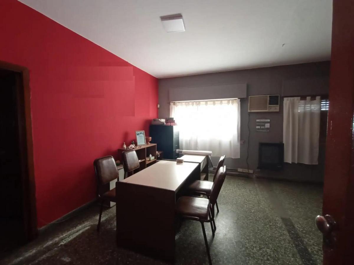 VENTA MAGNIFICO LOCAL COMERCIAL EN 2 PLANTAS - 450 M2 - ZONA CENTRO DE SAN JUSTO
