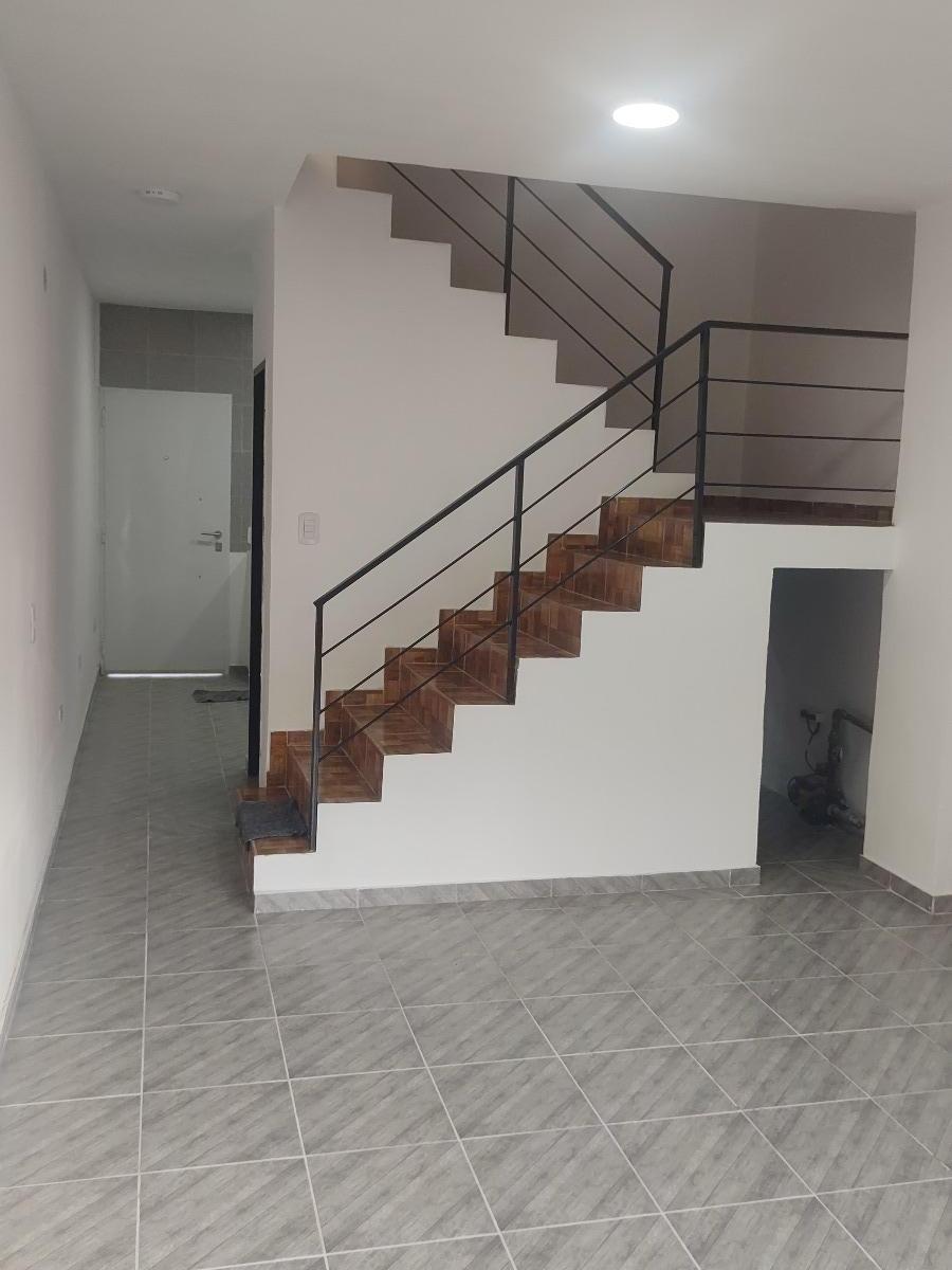 Venta a Estrenar - Duplex 3 Ambientes C/entrada de Auto 2