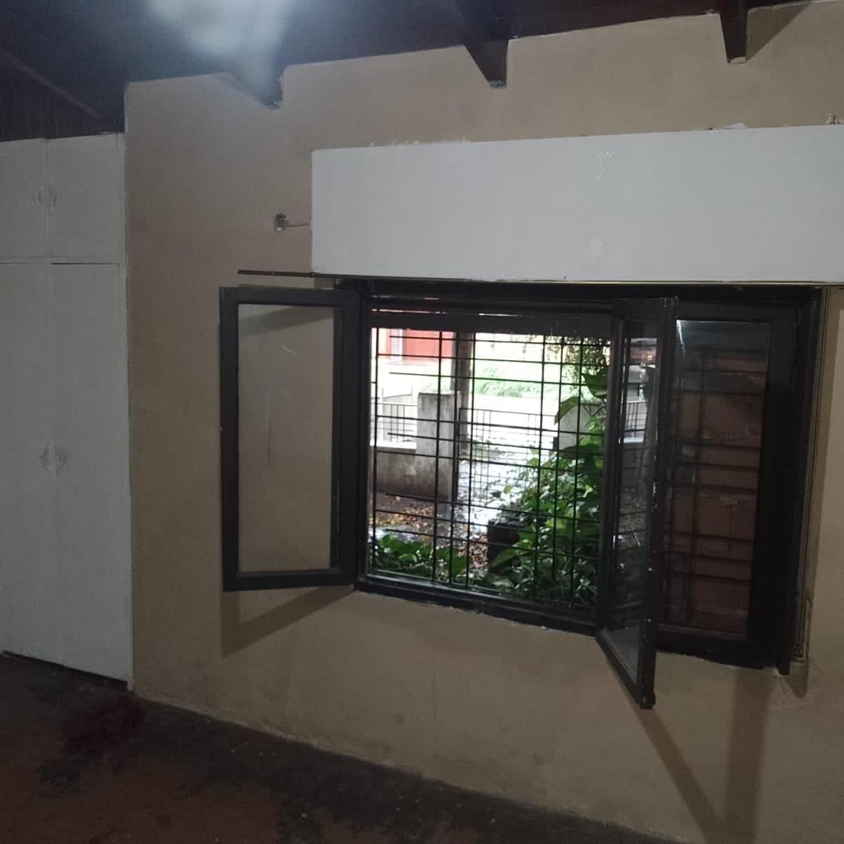Alquiler - Casa 3 Ambientes Al Frente 4