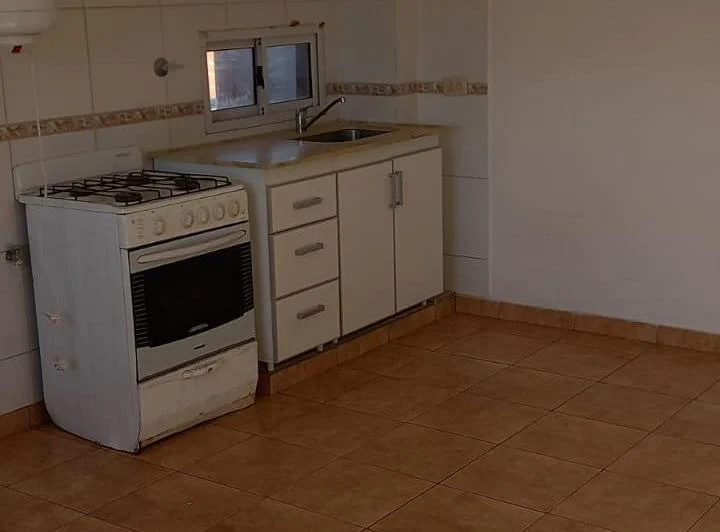 ALQUILER – Departamento 2 ambientes – Muy luminoso 3
