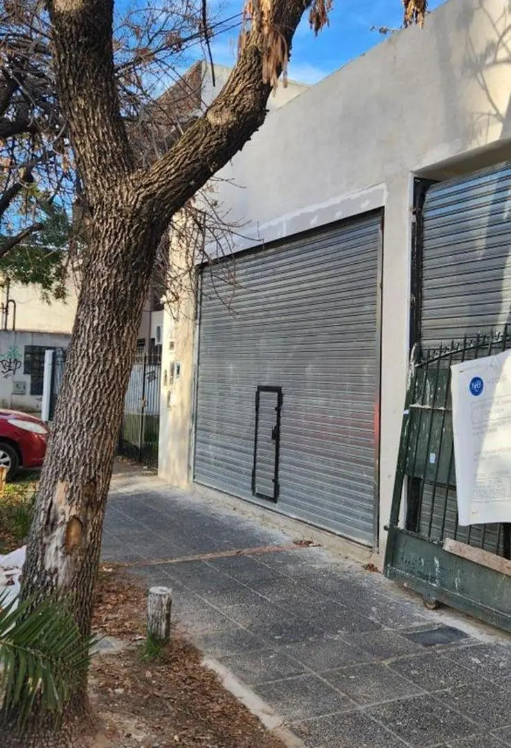 ALQUILER – LOCAL COMERCIAL A ESTRENAR 2