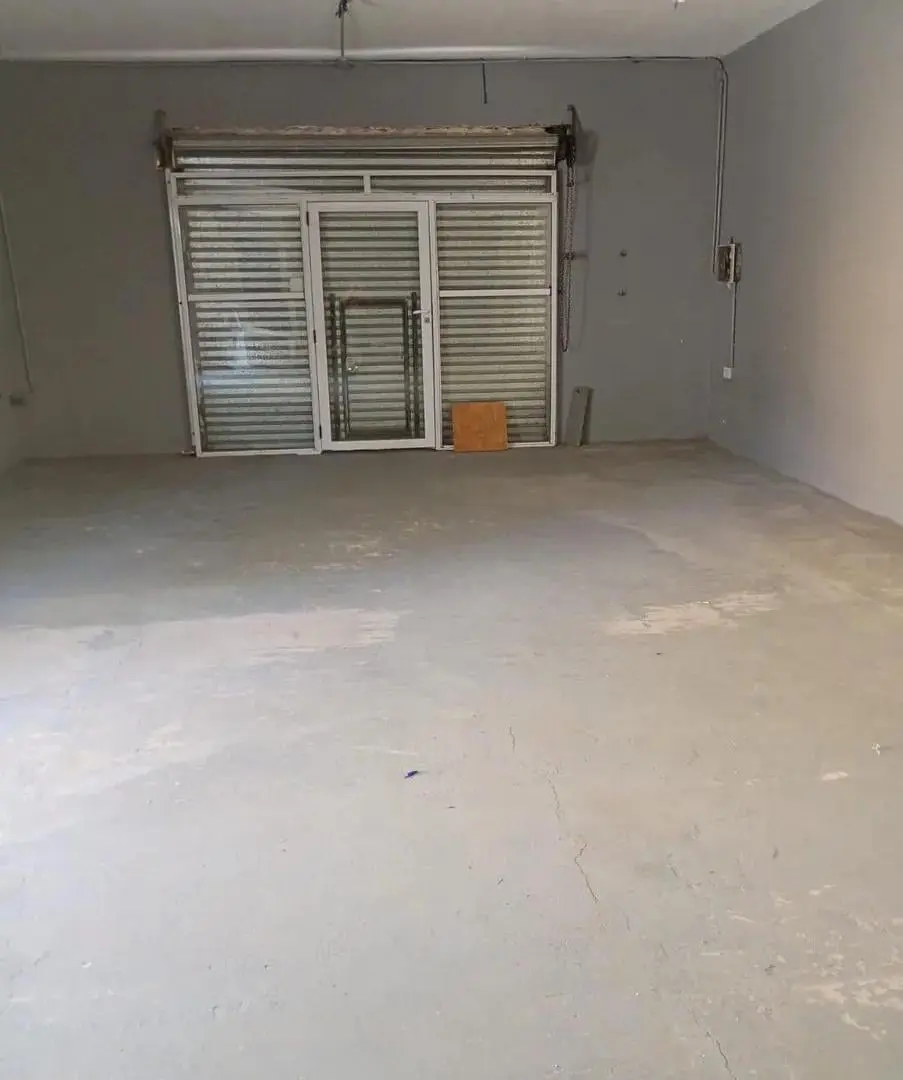 ALQUILER – LOCAL COMERCIAL CON VIVIENDA 2 AMBIENTES – 238M2 4