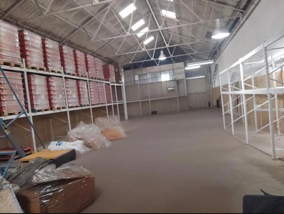 ALQUILER – GALPÓN INDUSTRIAL – SUPERFICIE TOTAL 434 M2 3