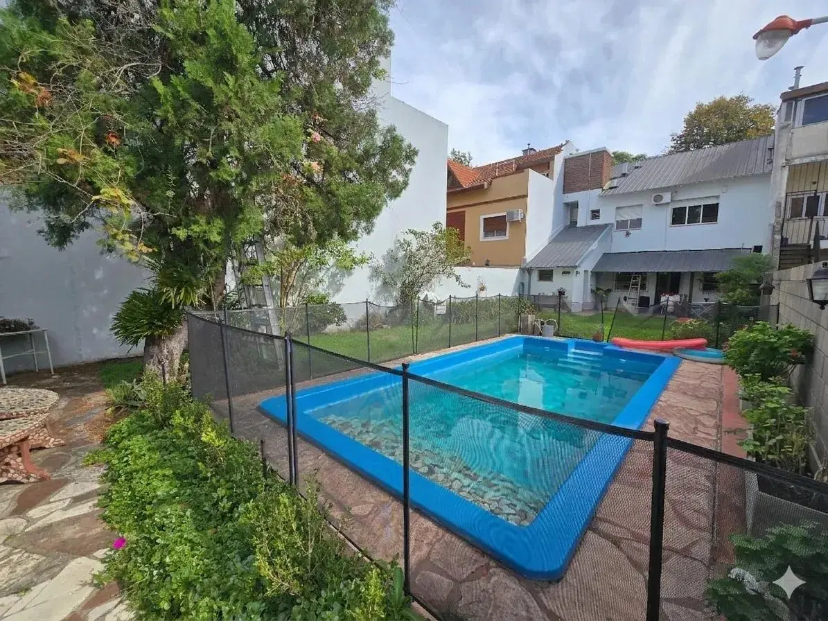 VENTA – EXCELENTE CASA 7 AMBIENTES C/PISCINA – VICENTE LOPEZ 1