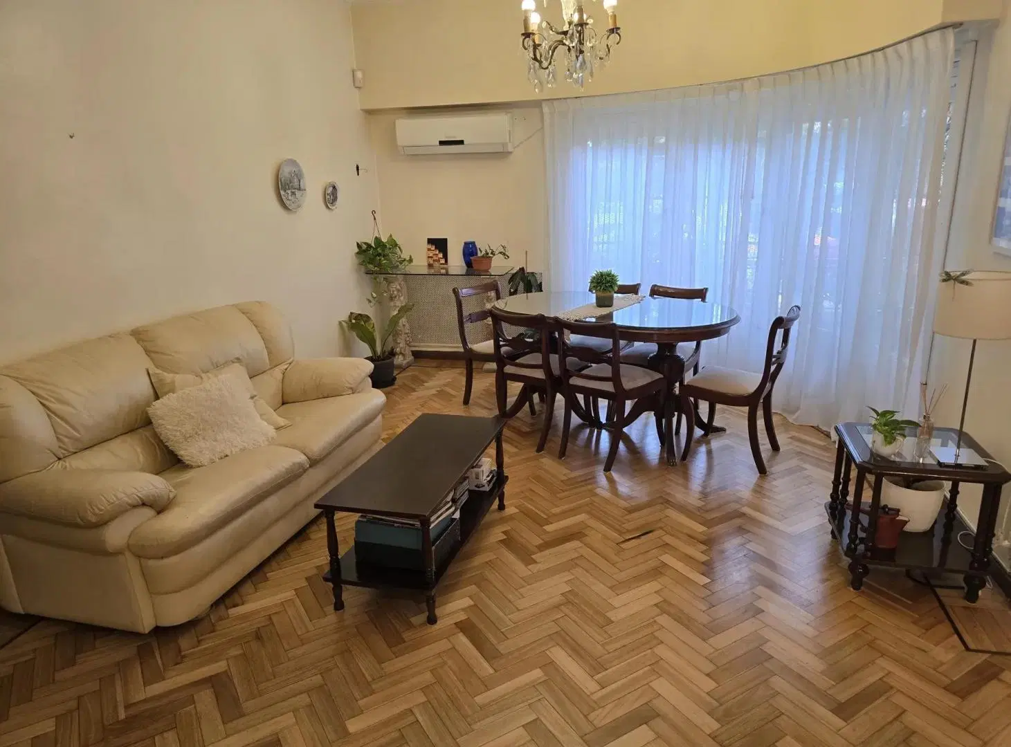 VENTA – EXCELENTE CASA 7 AMBIENTES C/PISCINA – VICENTE LOPEZ 2