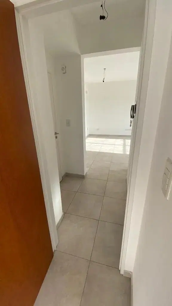 ALQUILER – EXCELENTE DEPARTAMENTO 2 AMBIENTES C/COCHERA – MORÓN 1