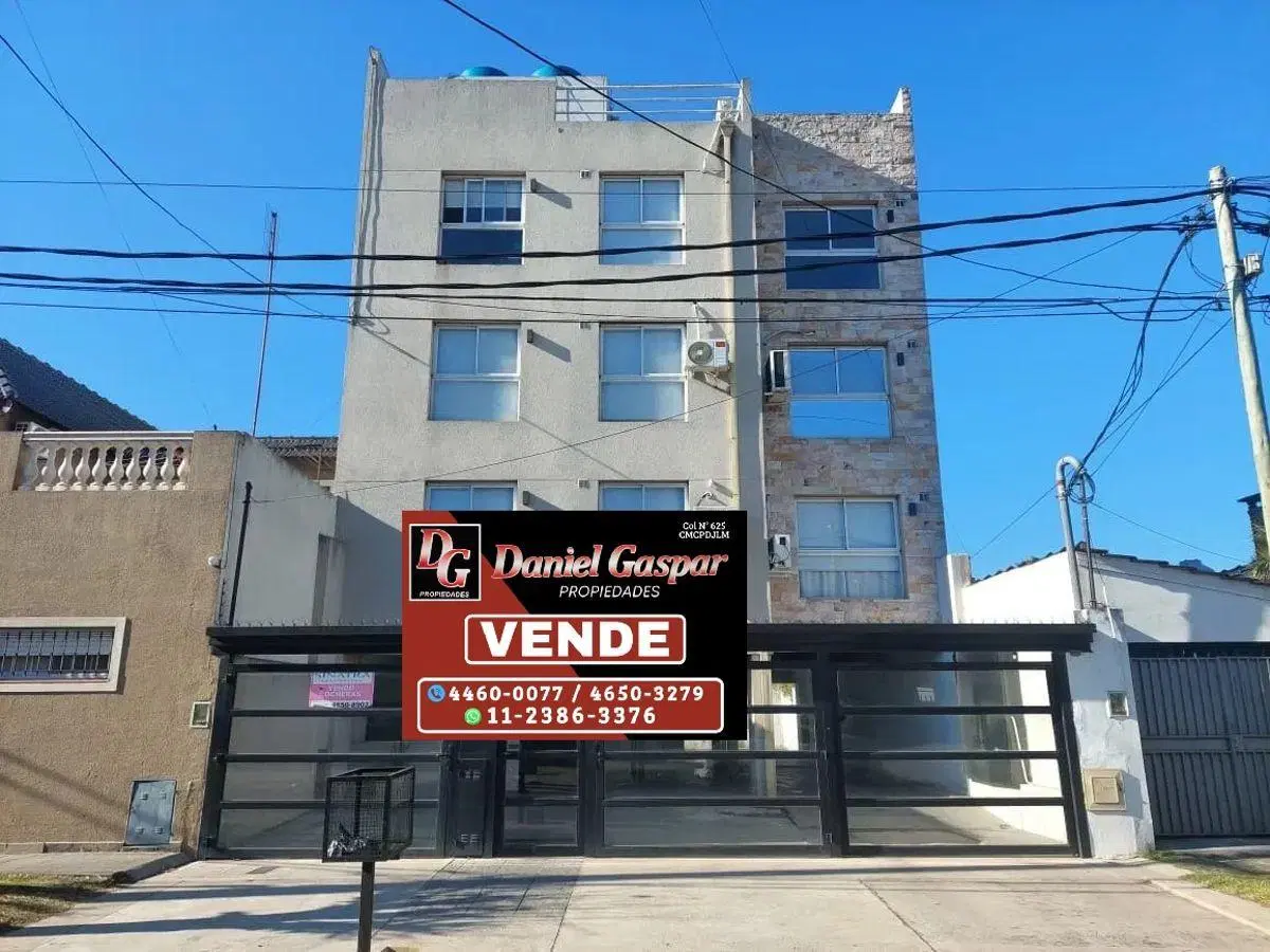 VENTA – HERMOSO DEPARTAMENTO 2 AMBIENTES CON COCHERA DOBLE 2