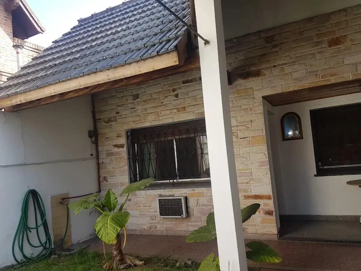 VENTA – GRAN CASA 3 AMBIENTES – EL PALOMAR CENTRO 2