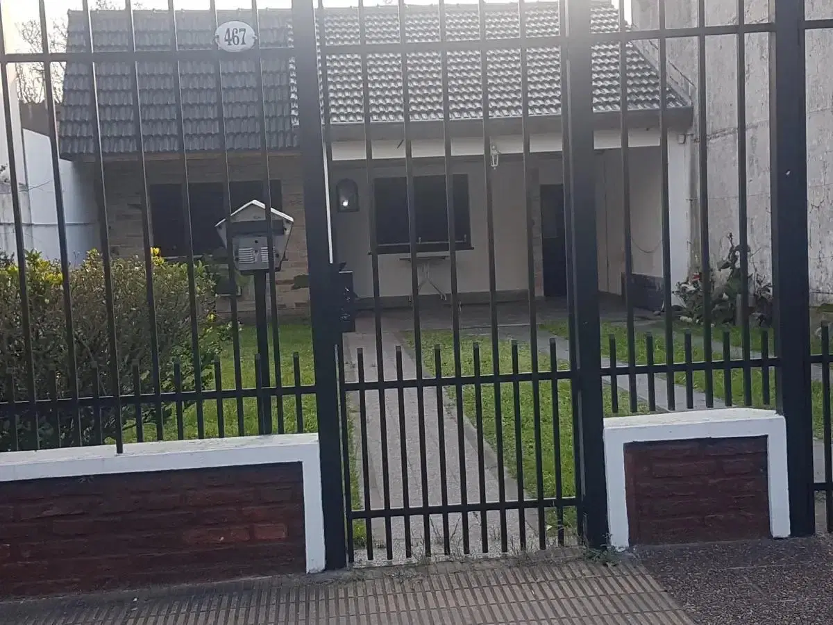 VENTA – GRAN CASA 3 AMBIENTES – EL PALOMAR CENTRO 4