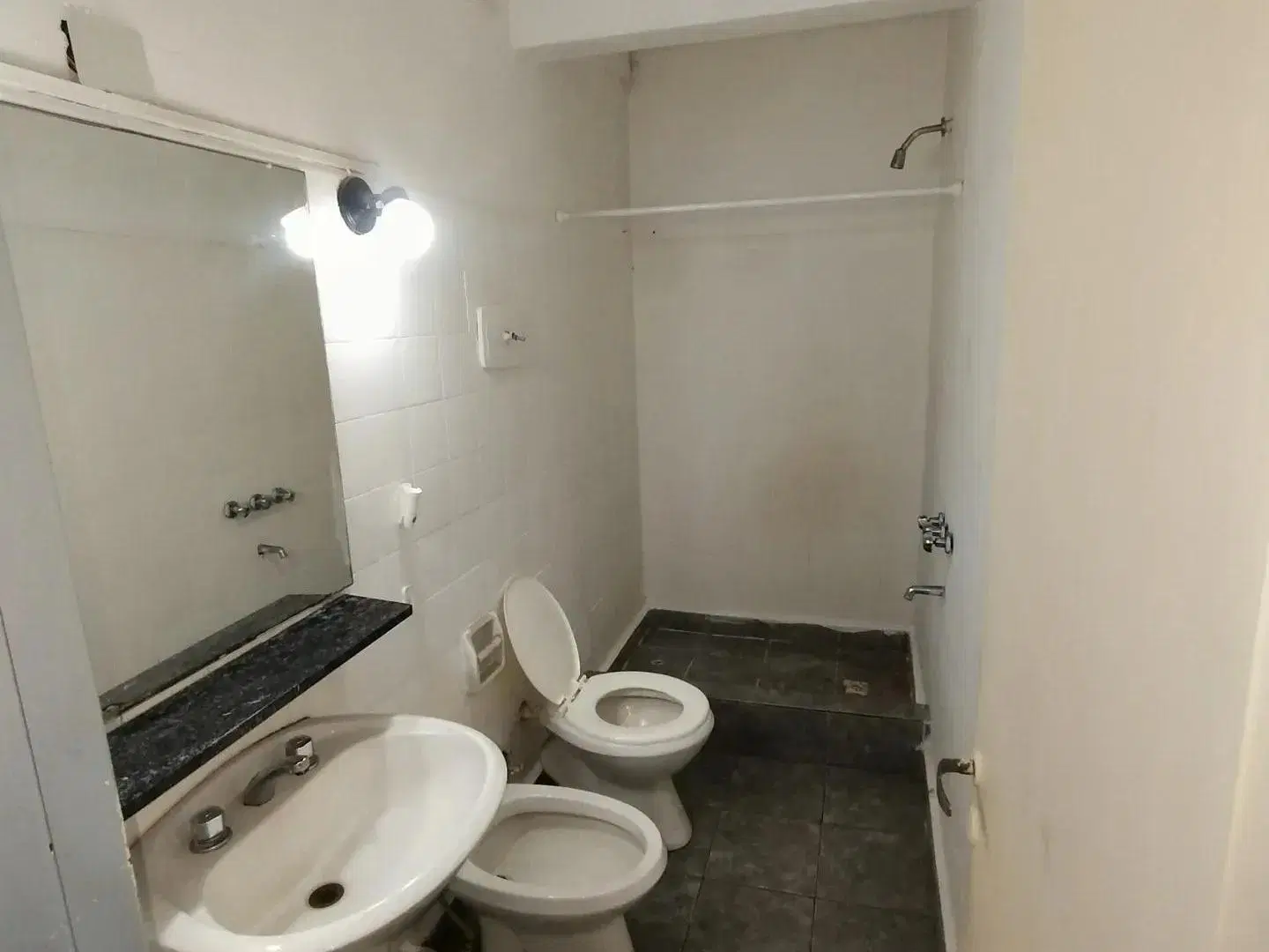 VENTA – ACOGEDOR DEPARTAMENTO 2 AMBIENTES – RAMOS MEJÍA 3