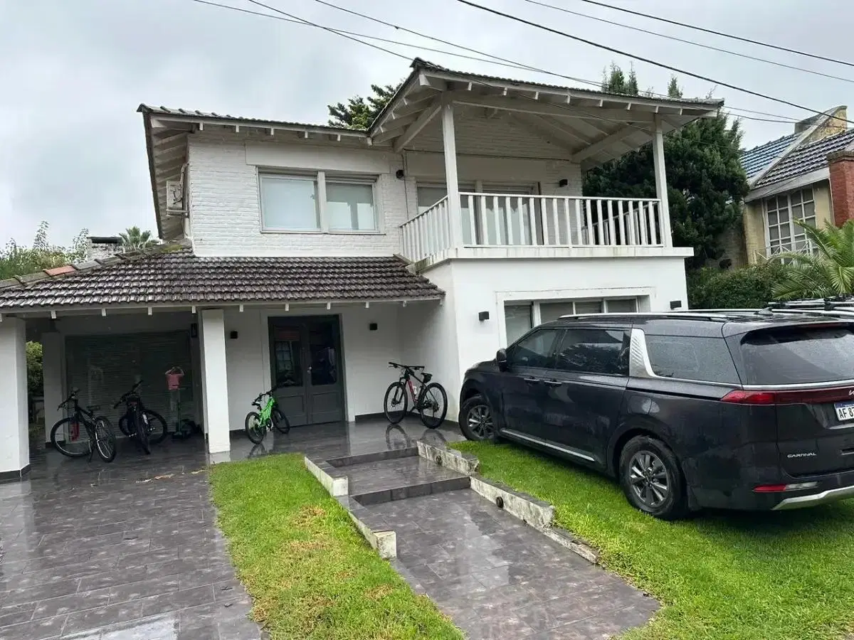 VENTA – HERMOSA CASA 7 AMBIENTES EN CANNING – COUNTRY CLUB “EL VENADO 1” 2