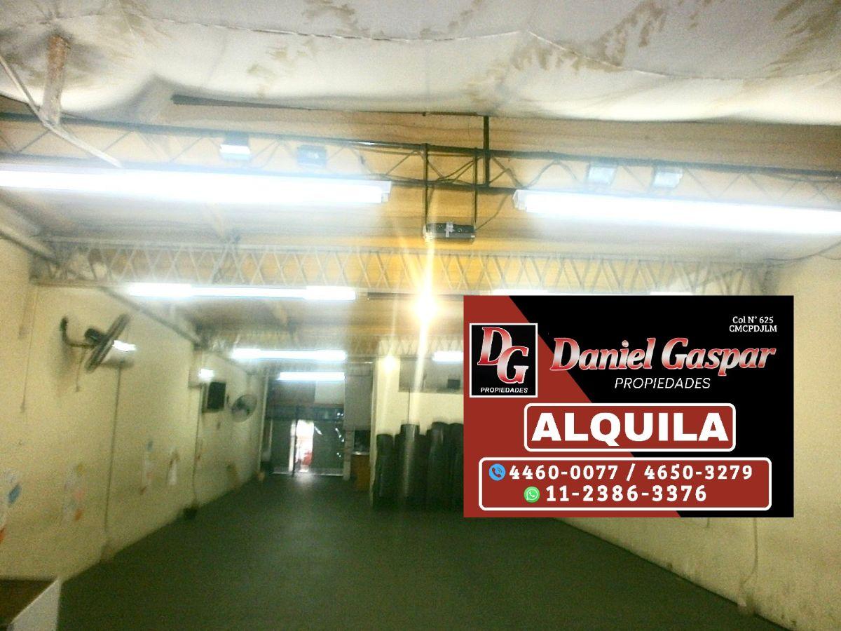 Foto de ALQUILER – GALPÓN DE 330 M2 CUBIERTOS EN 2 PLANTAS – LANÚS, imagen 1