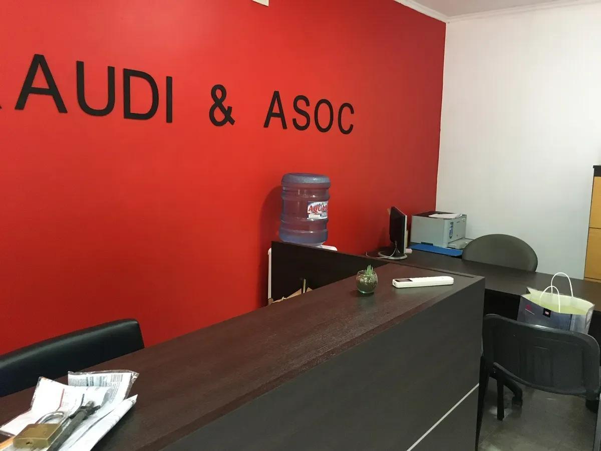 Foto de ALQUILER – EXCELENTE LOCAL COMERCIAL – APTO TODO DESTINO, imagen 2