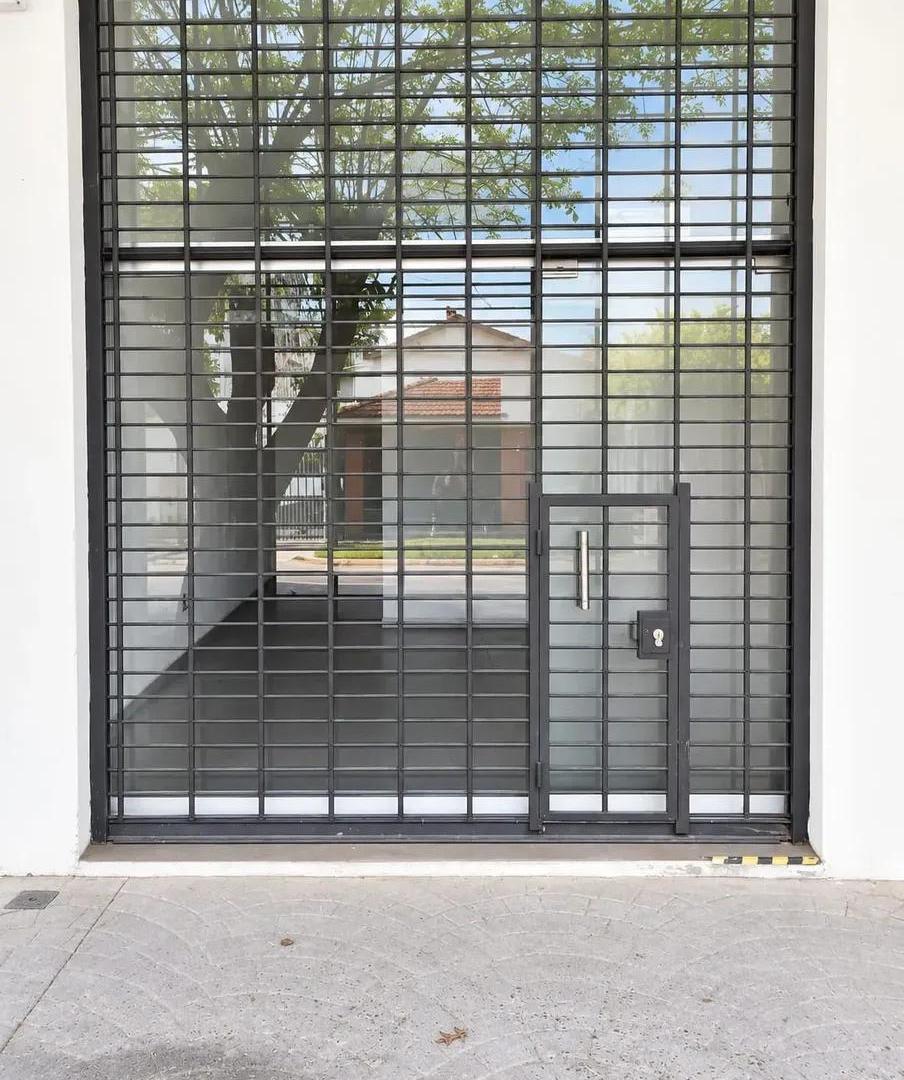 Foto de ALQUILER – LOCAL COMERCIAL DE 30 M2 – BELÉN DE ESCOBAR, imagen 2