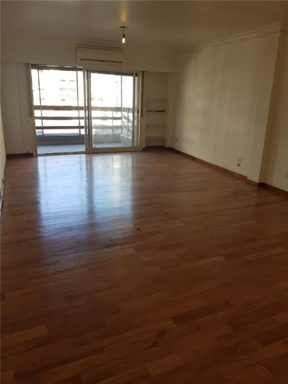 PISO MUY LUM PISO ALTO 2 COCHERAS, COCINA COM, 2 BALCONES, 3 BAÑOS DORM EN SUITE