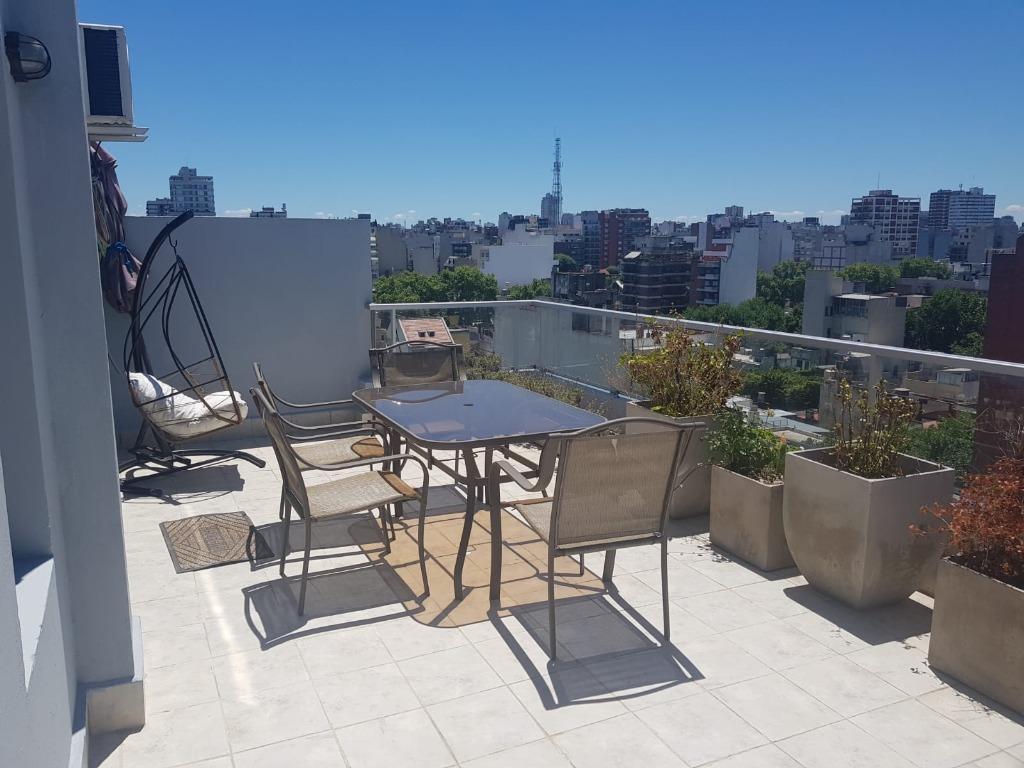 DUEÑO PERMUTA POR CASA O DPTOS DE MAYOR SUPERFICIE Y VALOR EN C.A.B.A se puede dividir a 2 AMBIENTES