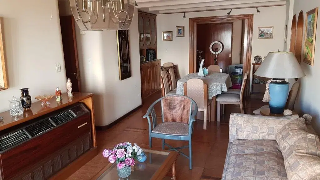 4 amb muy amplios con dep y lav cocina comedor gran balcon corrido, COCHERA FIJA Y CUB AUTO MAS MOTO 2
