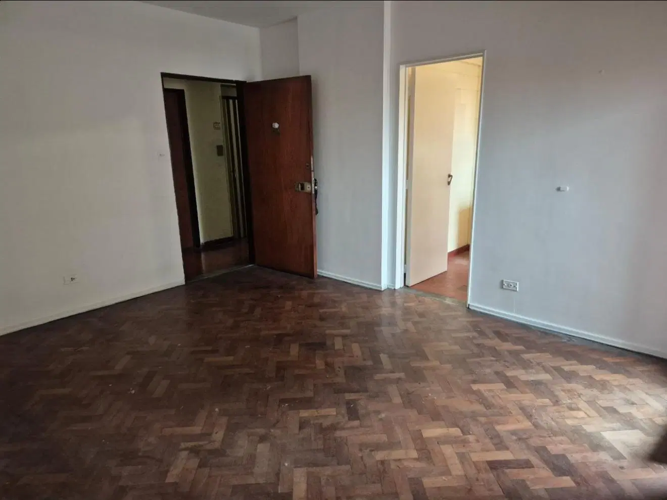 2 AMB CON COCINA SEPARADA CON GAS, PISO ALTO, VISTA ABIERTA, MUY LUMINOSO, EXCELENTE UBICACION A MTS 3