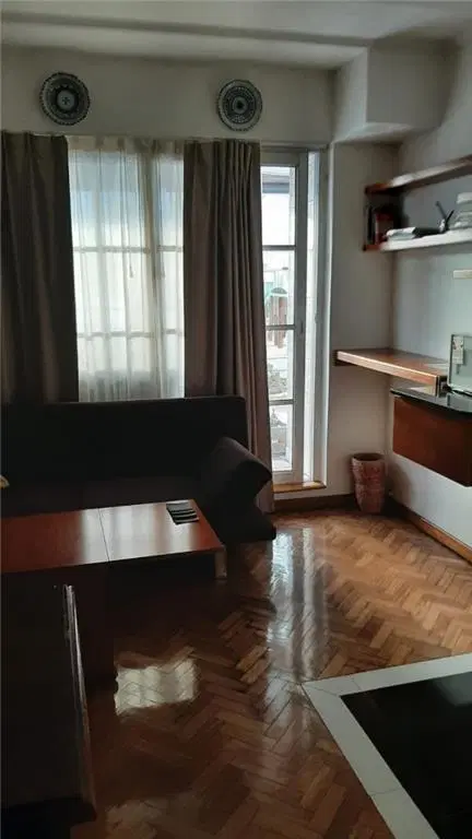 AMPLIO BALCON TERRAZA AL FRENTE EN 9º PISO. Detalles de calidad DORMITORIO CON SALA DE ESTAR, MUY AM 5