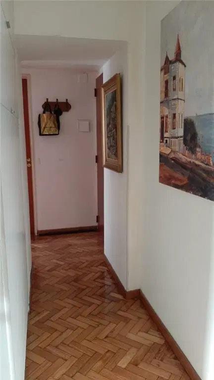 AMPLIO BALCON TERRAZA AL FRENTE EN 9º PISO. Detalles de calidad DORMITORIO CON SALA DE ESTAR, MUY AM 4