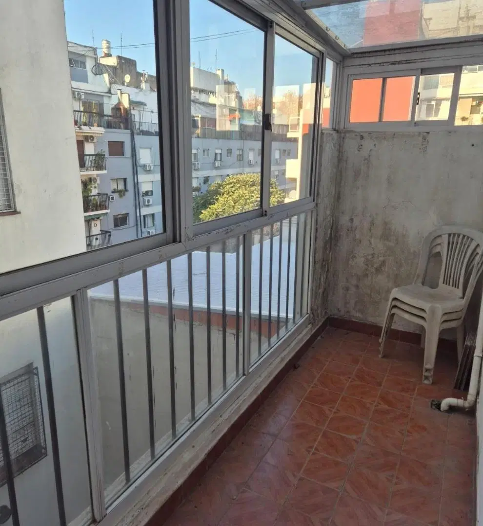 EXCELENTE UBICACION,EN ZONA TRANQUILA DE PALERMO PERO MUY CERCA DE AV SANTA FE Y SUBTE D, IDEAL PARA 4