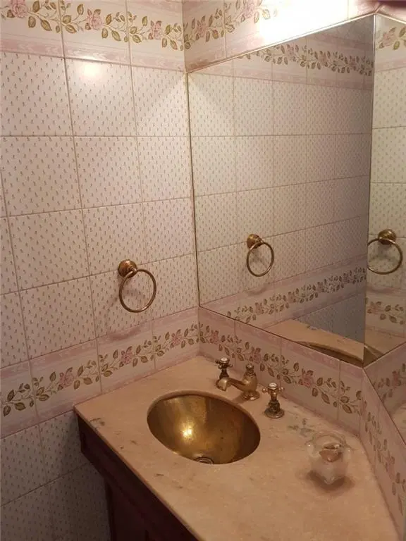 PRECIO EN OFERTA, DISPONIBLE SOLAMENTE POR 7 DIAS PISO MUY LUMINOSO PISO ALTO 2 COCHERAS, COCINA COM 4