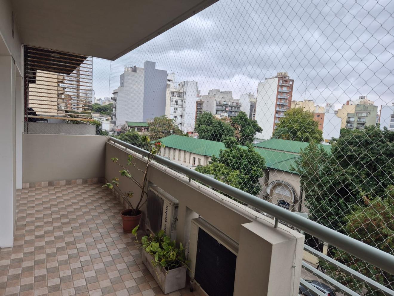 Foto de IGUAL QUE A ESTRENAR!! RECIEN PINTADO, PISO PLASTIFICADO A NUEVO, VISTA, imagen 1