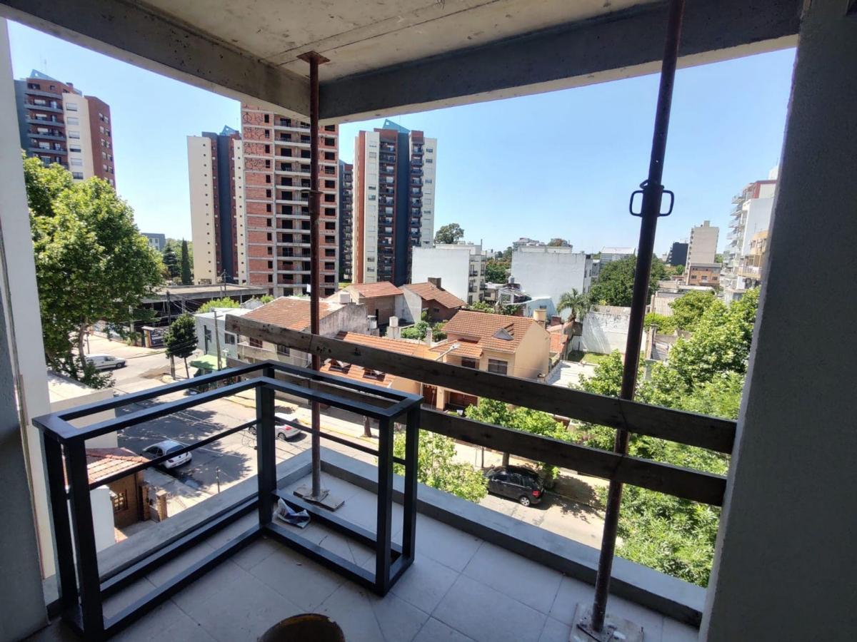 Venta Departamento 3 Amb C/ Cochera Quilmes 4
