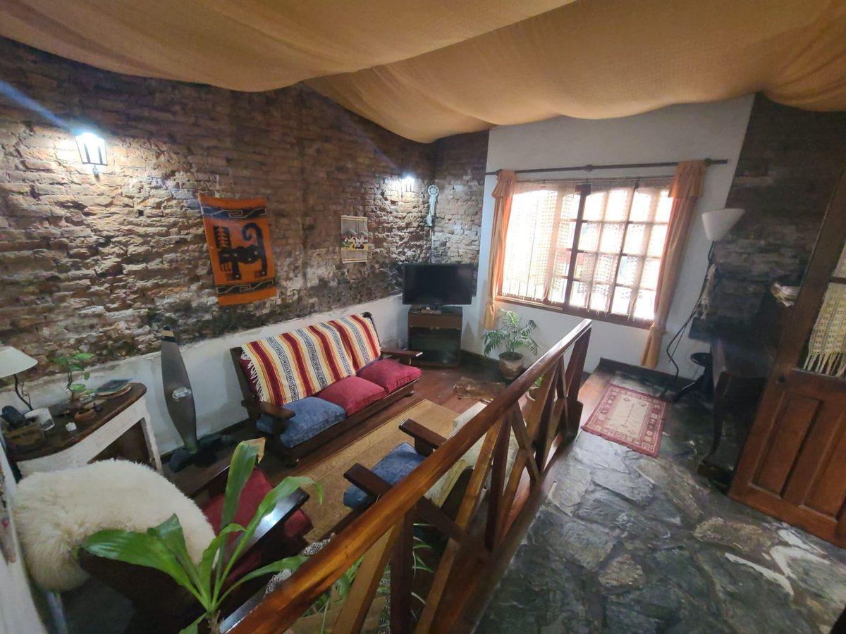 Venta Casa 3 Ambientes con Cochera en Quilmes 1